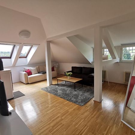 Moderne Dachgeschosswohnung Zentral By Seebnb Velden am Wörthersee Esterno foto
