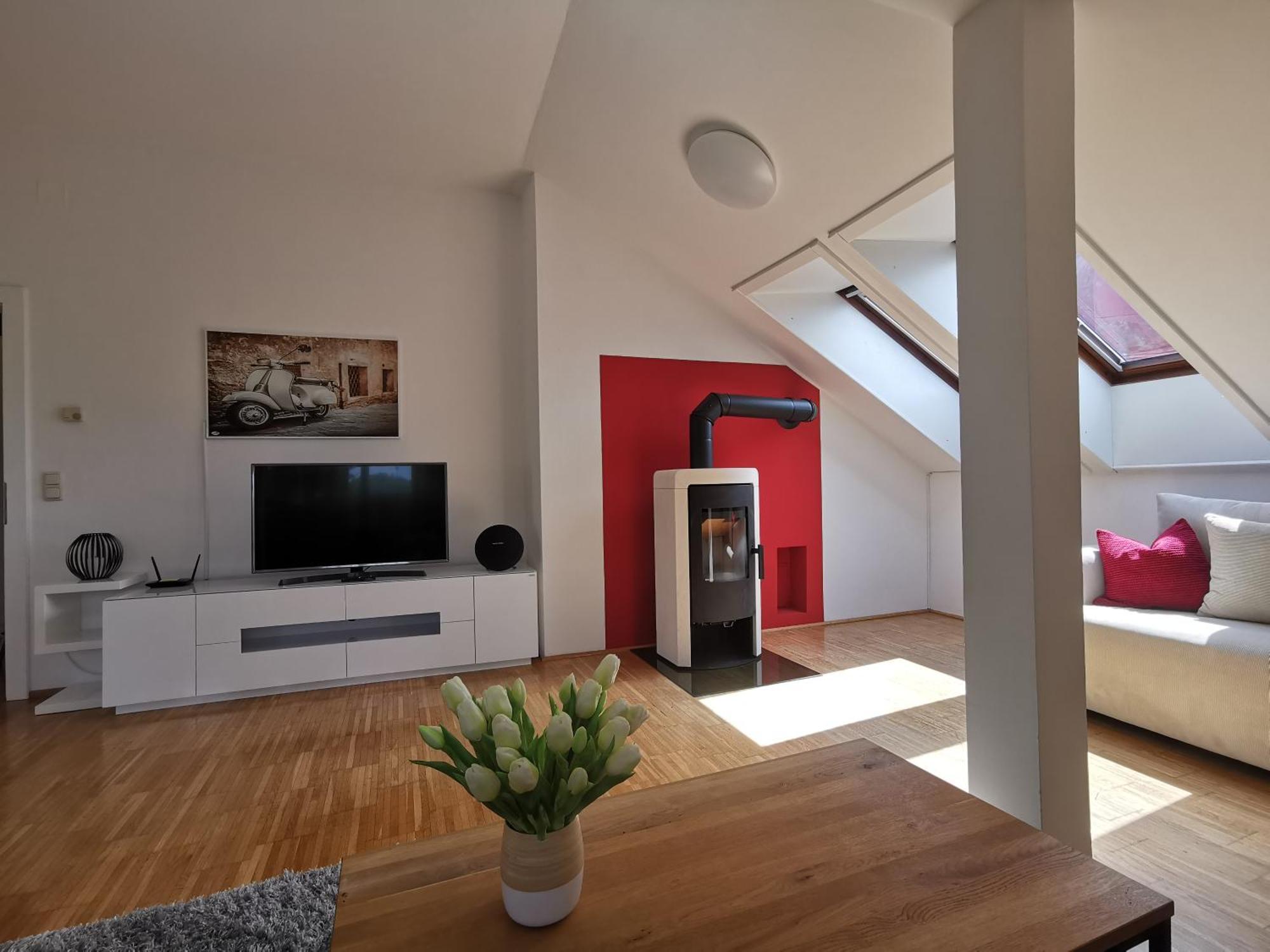 Moderne Dachgeschosswohnung Zentral By Seebnb Velden am Wörthersee Esterno foto
